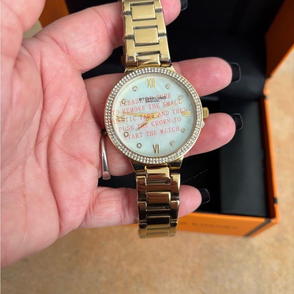 Stuhrling Original Gold Smartwatch - Picture 4 of 6